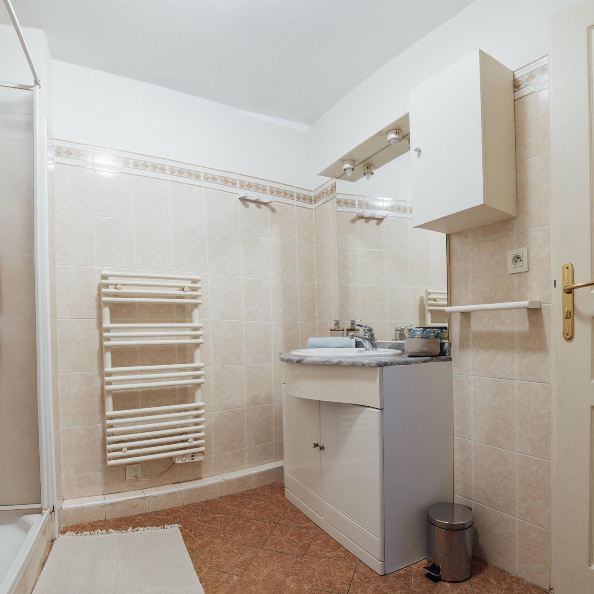 La Petit Maisonette De Manu Канни Екстер'єр фото
